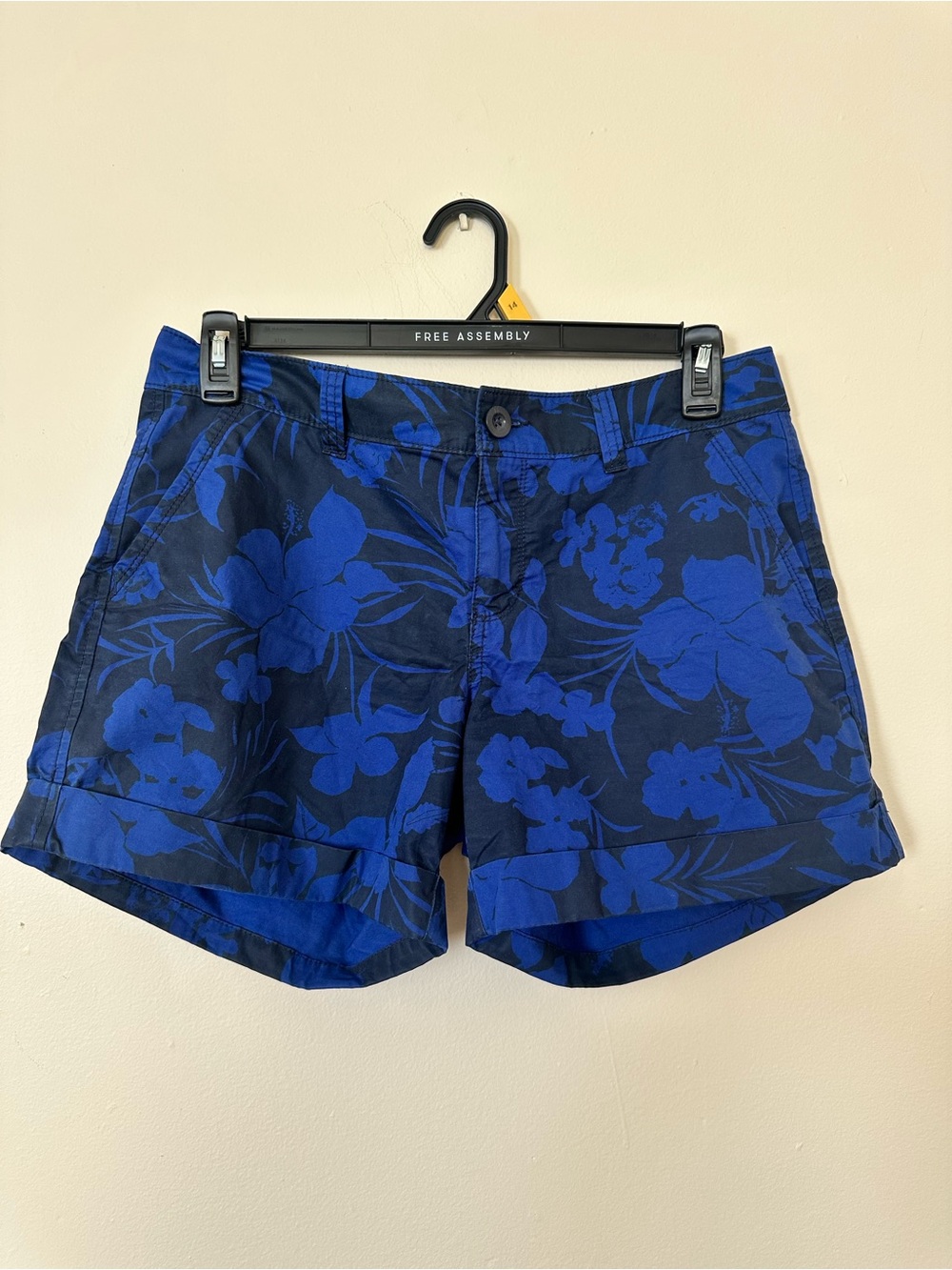 Old Navy Navy and Royal Blue Floral Shorts, Size 10